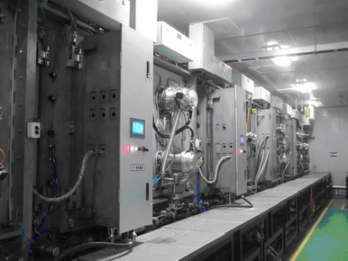 安裝在深圳南玻顯示器件科技有限公司ITO生產線上的旋轉陰極（一）